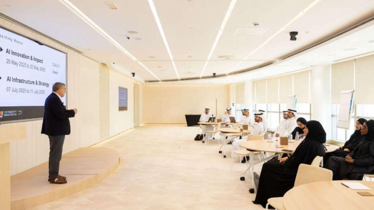 UAE Launches AI Leaders Training to Boost Smart Solutions