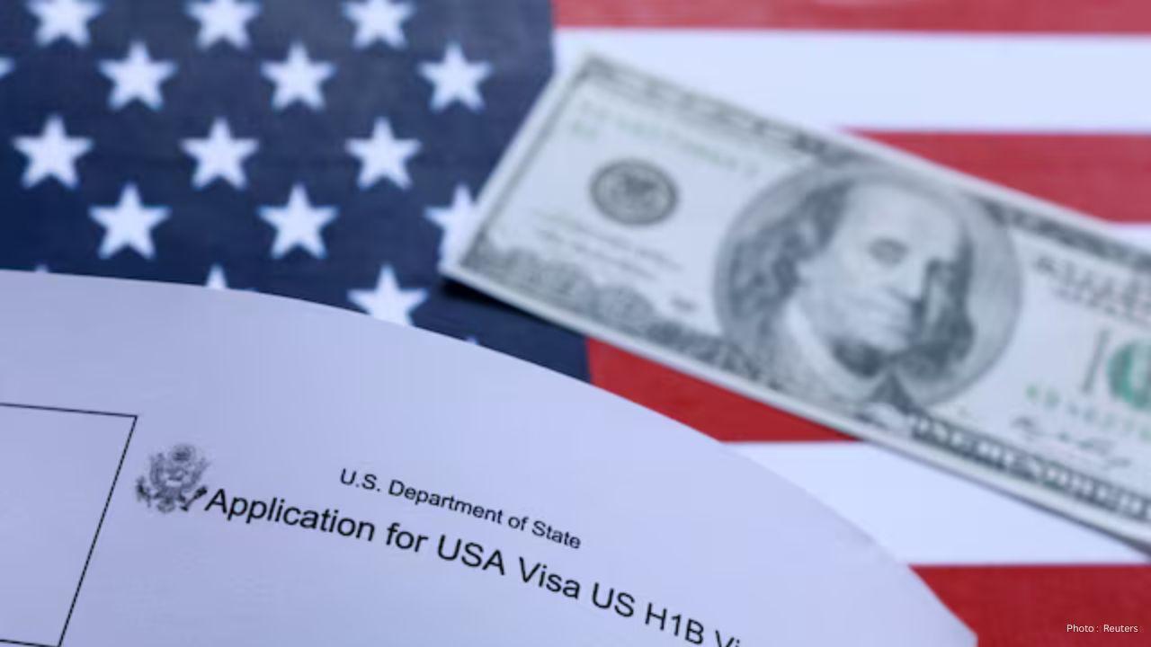 Major U.S. Business Group Challenges Trump’s $100,000 H-1B Visa Fee