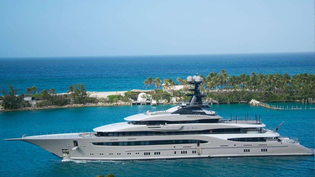 Discover the Allure of Caribbean Cruises: A Voyage of Sun and Adventure