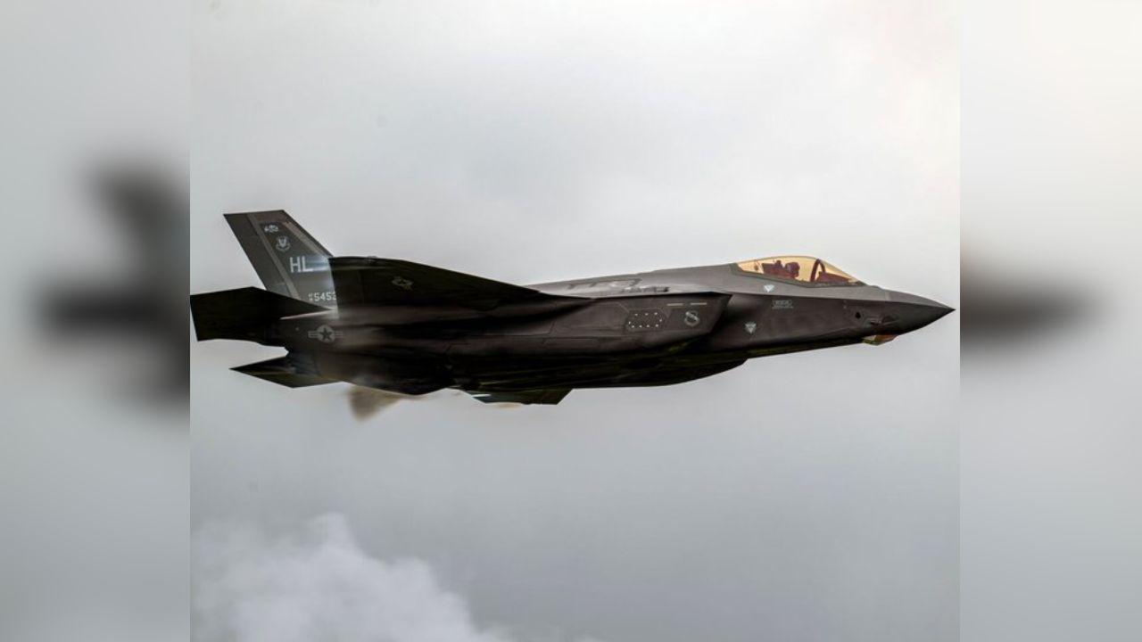Air Force Plans to Cut F-35 Purchases in 2026 by Half