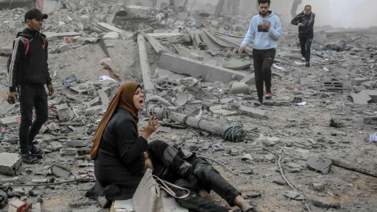 41 Killed in Gaza as Strikes Hit Aid Sites and Homes