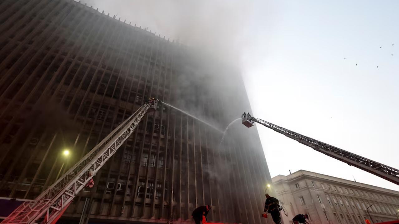 Fire in Cairo Telecom Building Put Out, No Deaths Reported