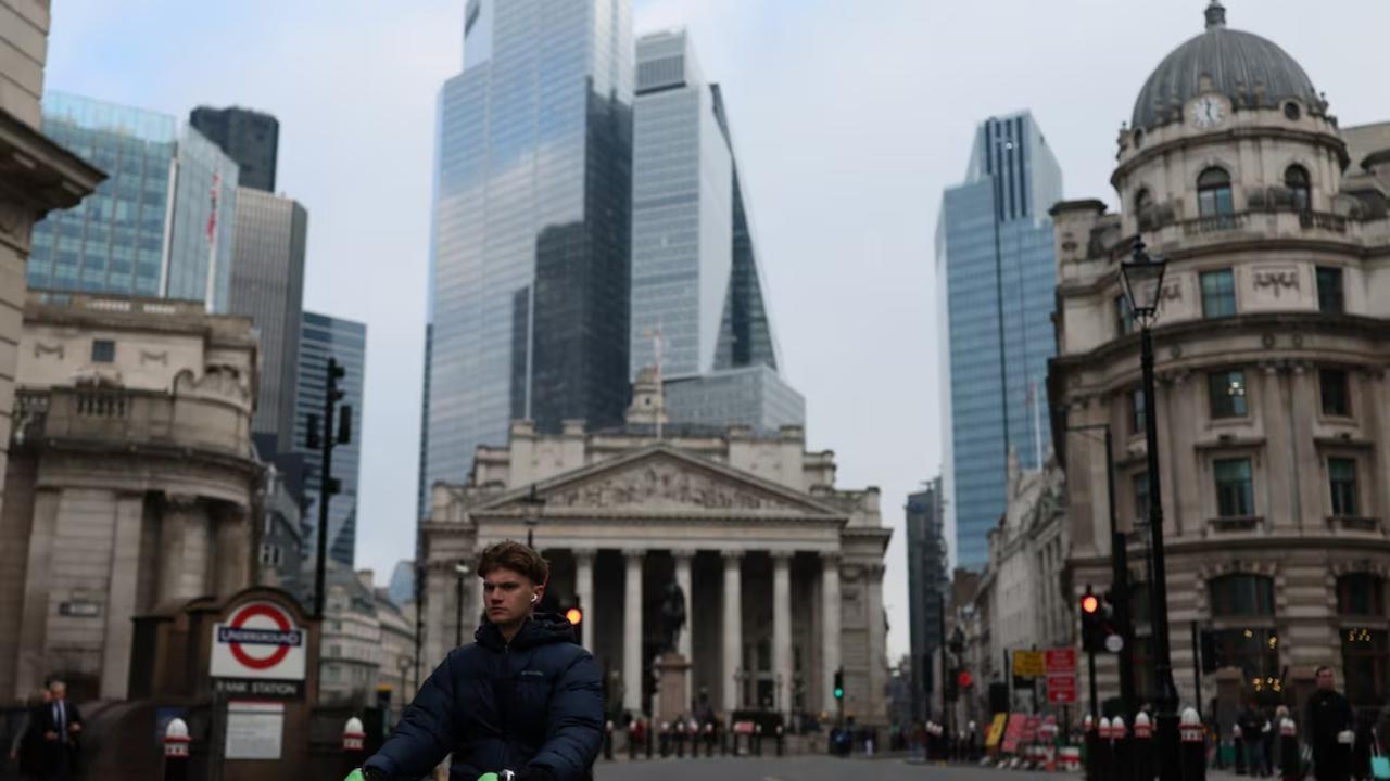 UK economy shrinks 0.1% in May Second Month of Decline