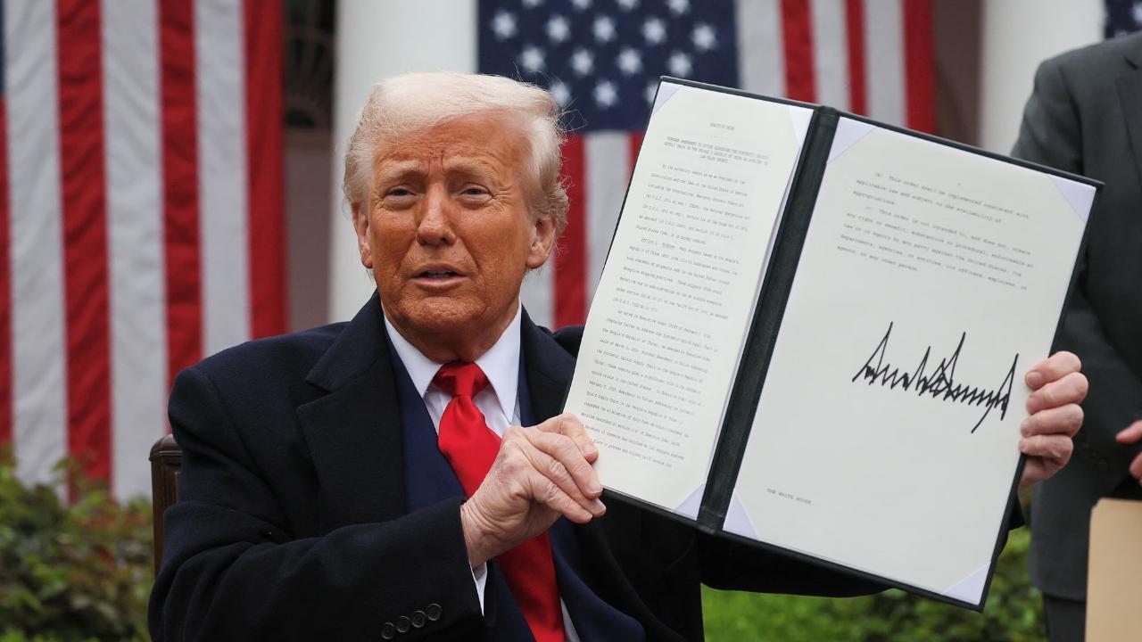 Trump Urges Canada to Remove Tariffs to Boost Trade