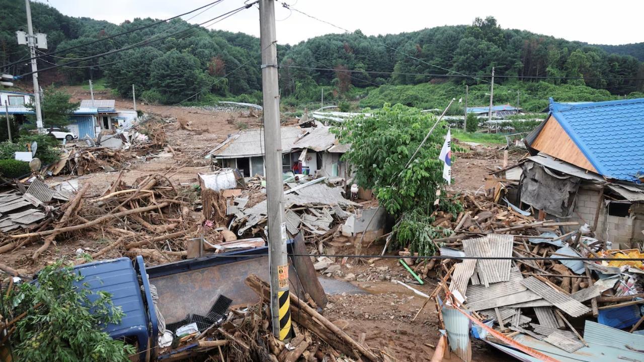 South Korea rains cause floods, landslides, 18 people die