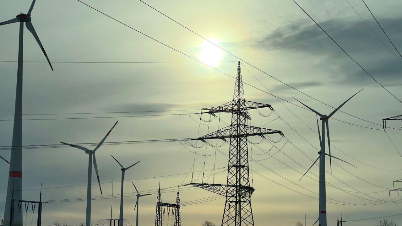 Germany to Spend €40 Billion to Build More Wind Farms in the Sea Germany to Spend €40 Billion to Build More Wind Farms in the Sea