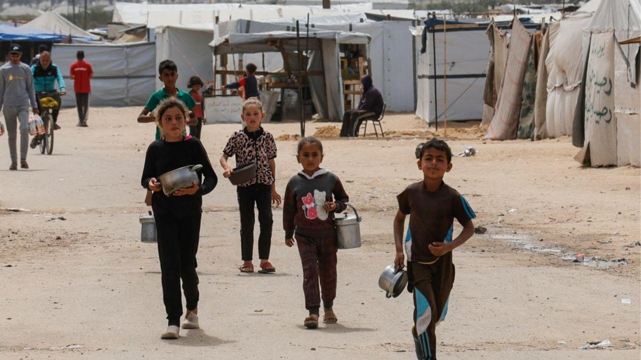 One in Four Gaza Children Treated by Charity Clinics Suffering from Malnutrition