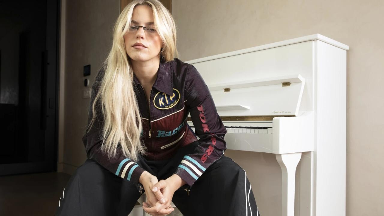 Reneé Rapp Talks New Album Bite Me and Life After “Mean Girls”