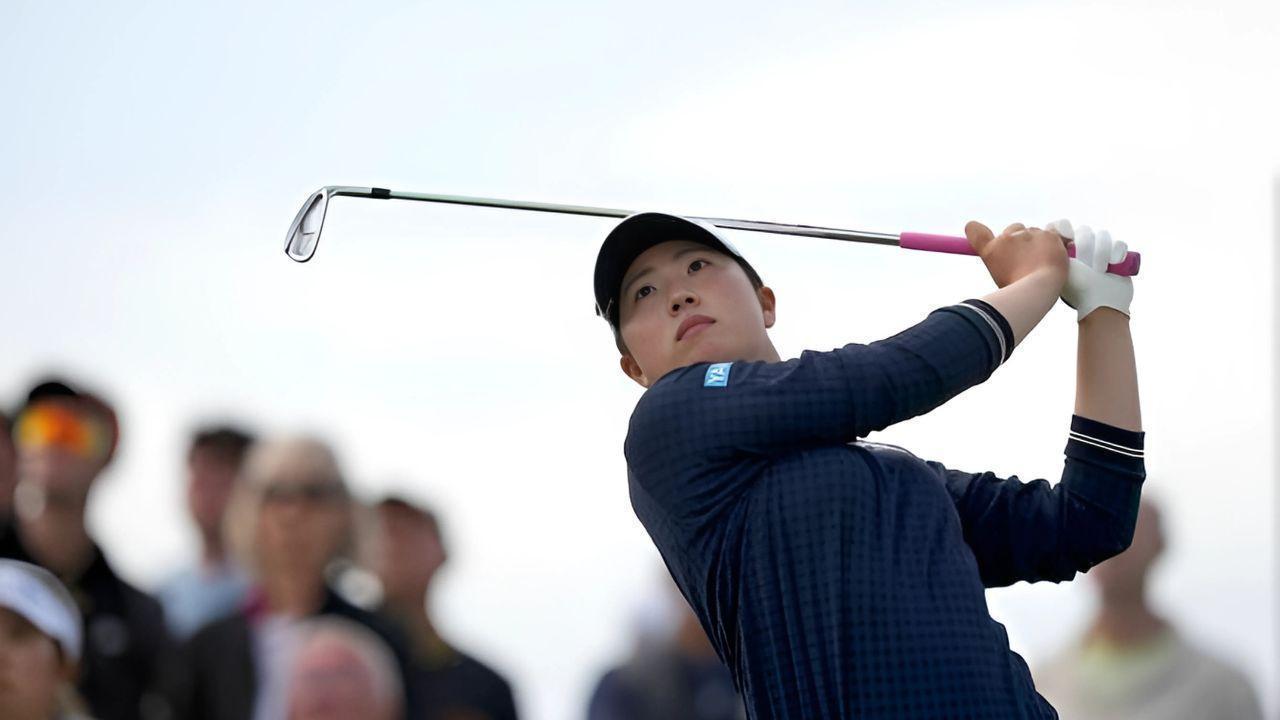 Japan's Okayama and Takeda Lead Women's Ope