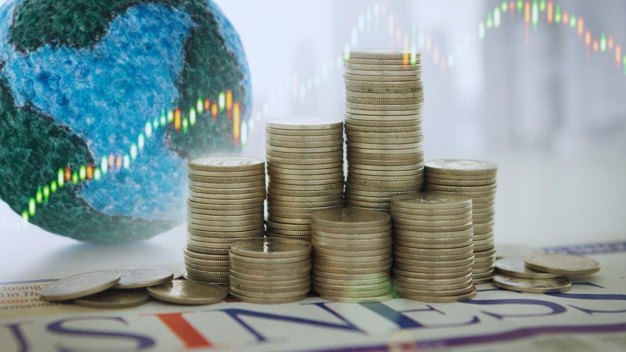 Gulf Economies Rebound: Oil Output, Tourism & Projects Fuel 2025 Growth