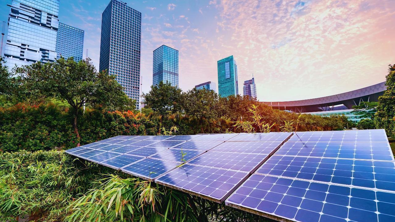 The Green Tech Race: How Innovation is Saving the Planet