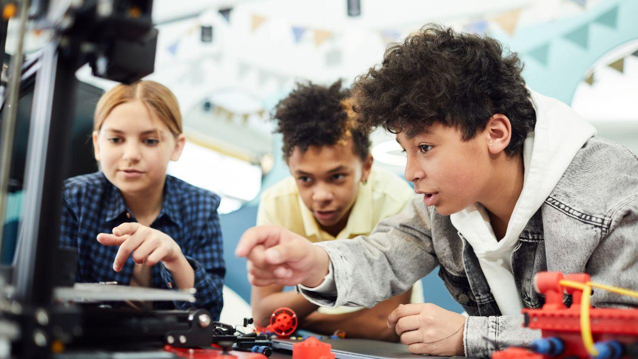 Tech-Empowered Learning: Unlocking New Educational Pathways