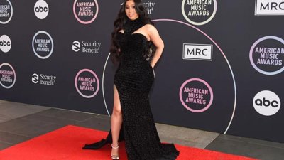 Cardi B Denies Assaulting Security Guard in Court