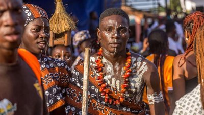 Stories That Bind: Community Heritage and the Formation of Identity