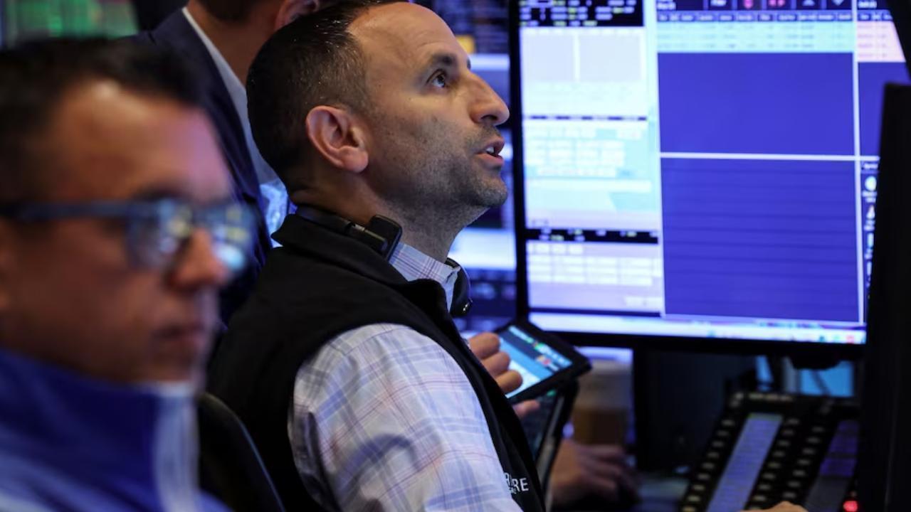 Bonds, gold soar and dollar slides amid debt and rate worries