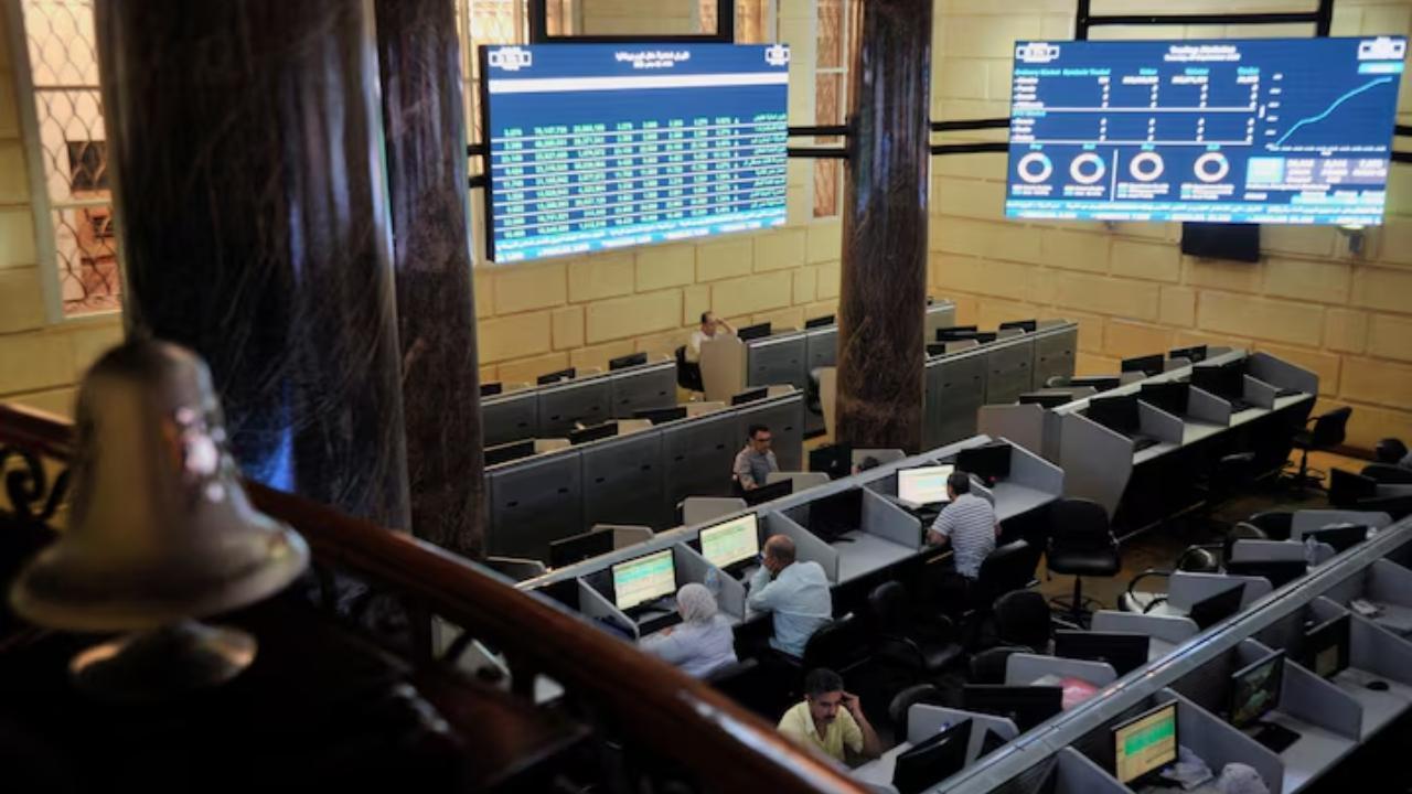Gulf Stock Markets Fall as Oil Prices Drop