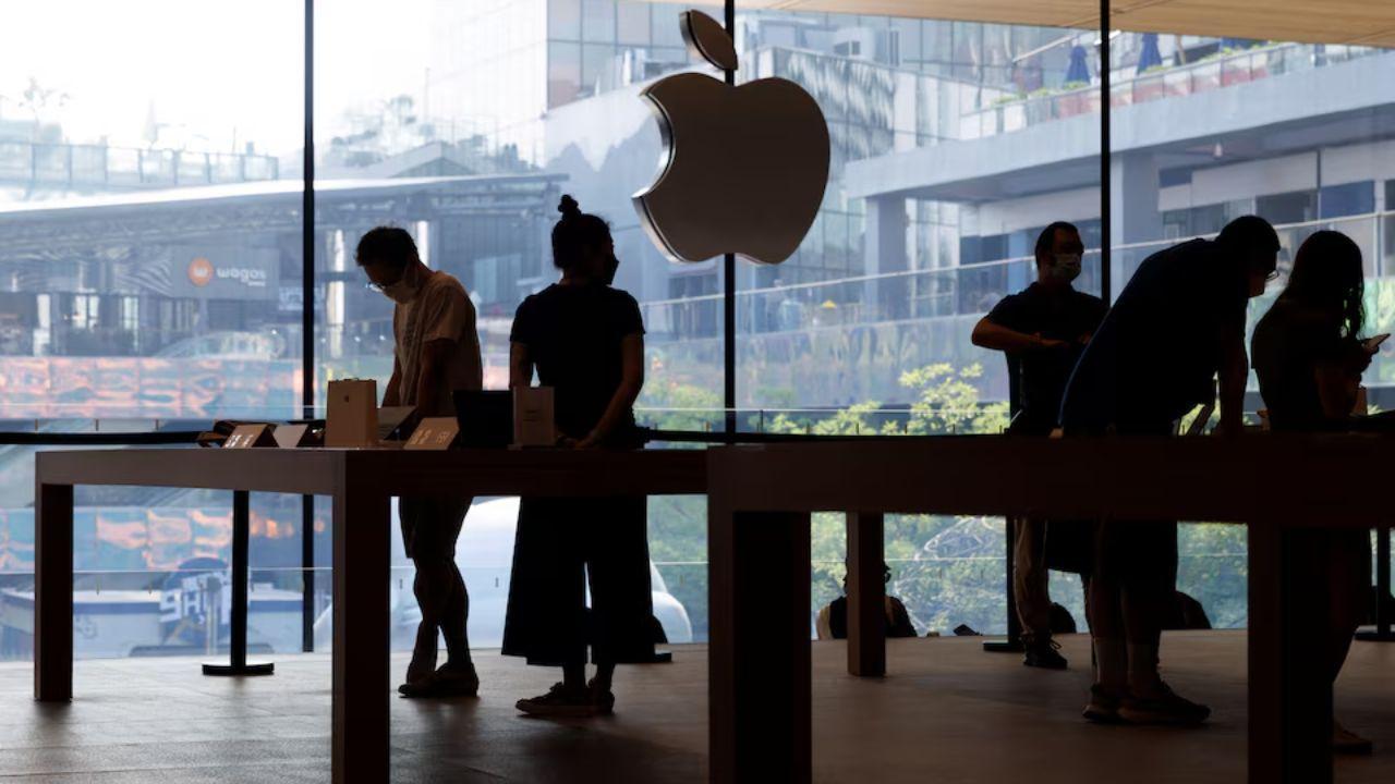 Apple Delays iPhone Air China Launch Over eSIM Approval Issues Apple Delays iPhone Air China Launch Over eSIM Approval Issues