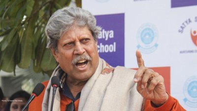 Kapil Dev urges calm in India-Pak row
