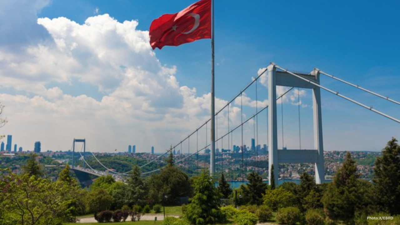 EBRD Upgrades Turkey's 2025 Growth Forecast Amid Risks