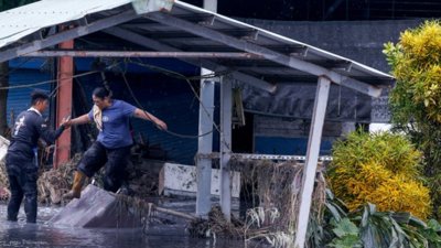 Taiwan Rescuers Battle Mud in Search for Missing After Typhoon