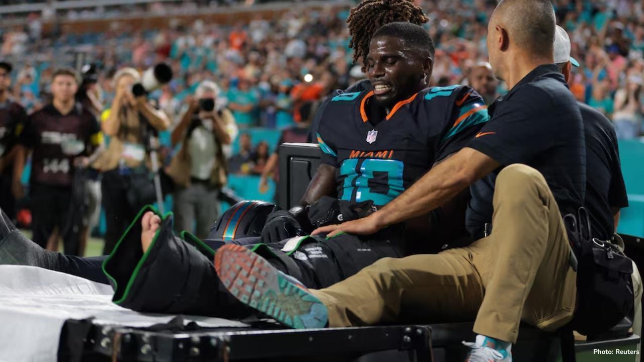 Tyreek Hill Suffers Major Knee Injury, Out for the Season