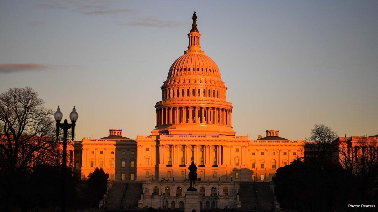 US Government Shuts Down After Congress Fails to Agree