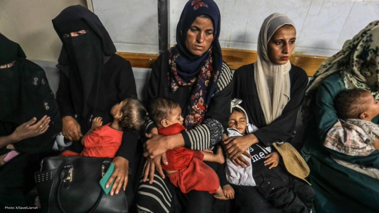 Gaza Babies Share Oxygen Masks Amid Blocked Aid