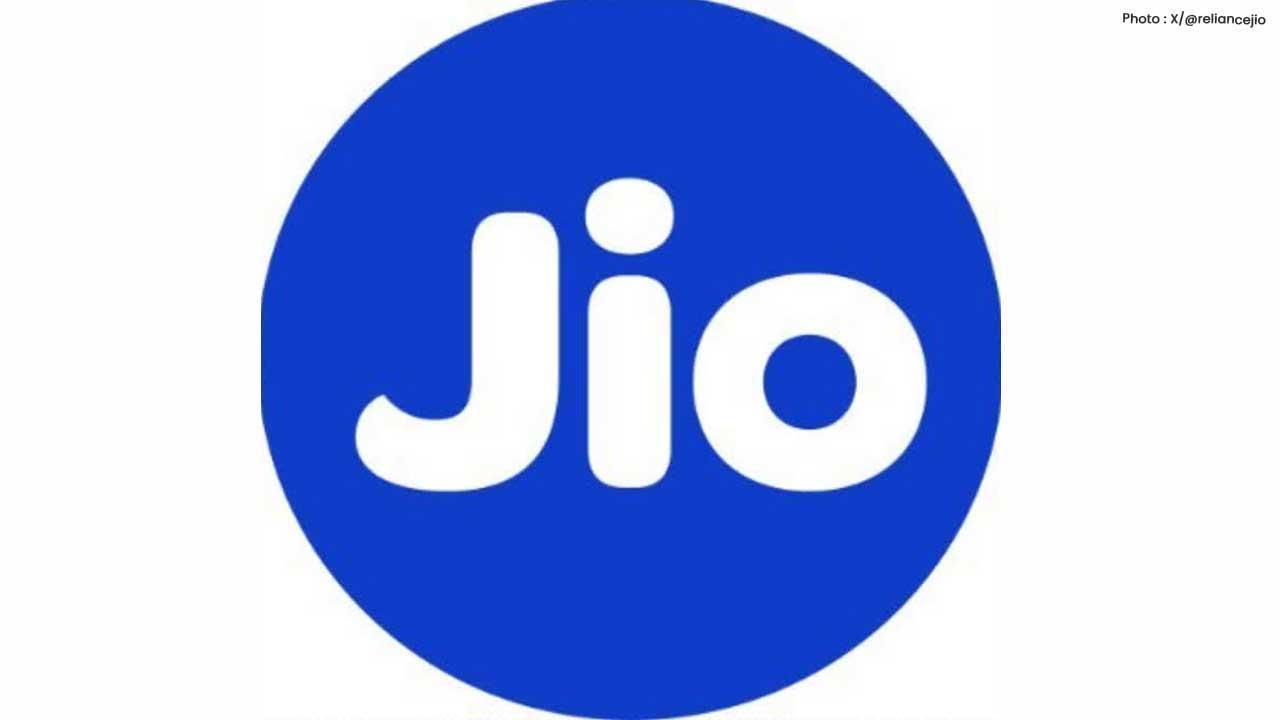 Taxi Service Ordered to Stop Using RIL's 'Jio' Brand Taxi Service Ordered to Stop Using RIL's 'Jio' Brand