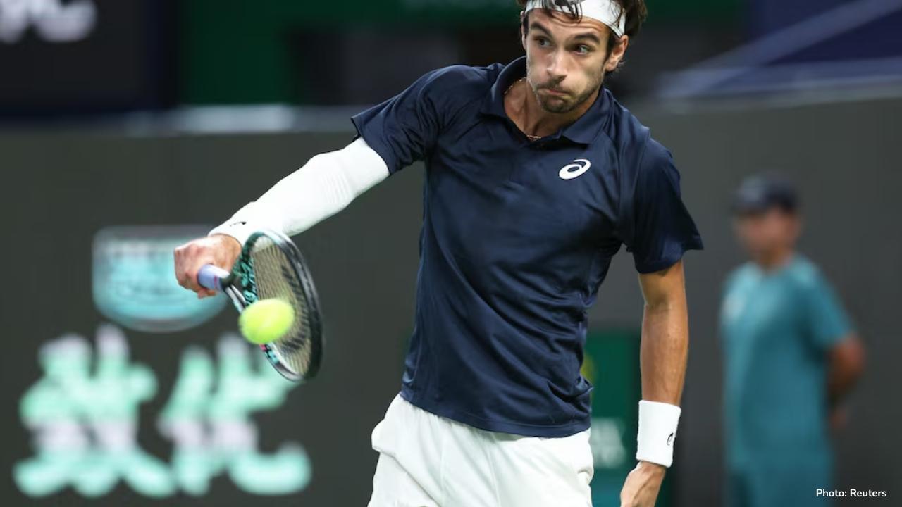 Musetti Upset by Coughing Fans in Shanghai After Apology Musetti Upset by Coughing Fans in Shanghai After Apology
