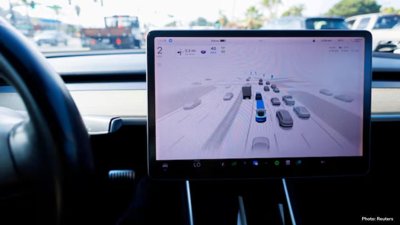 U.S. Opens Probe into Nearly 2.9 Million Tesla Vehicles