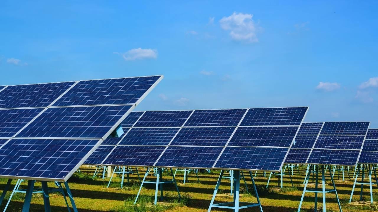 Eco-Friendly Electronics: Biodegradable Innovations Leading the Clean-Tech Era Eco-Friendly Electronics: Biodegradable Innovations Leading the Clean-Tech Era