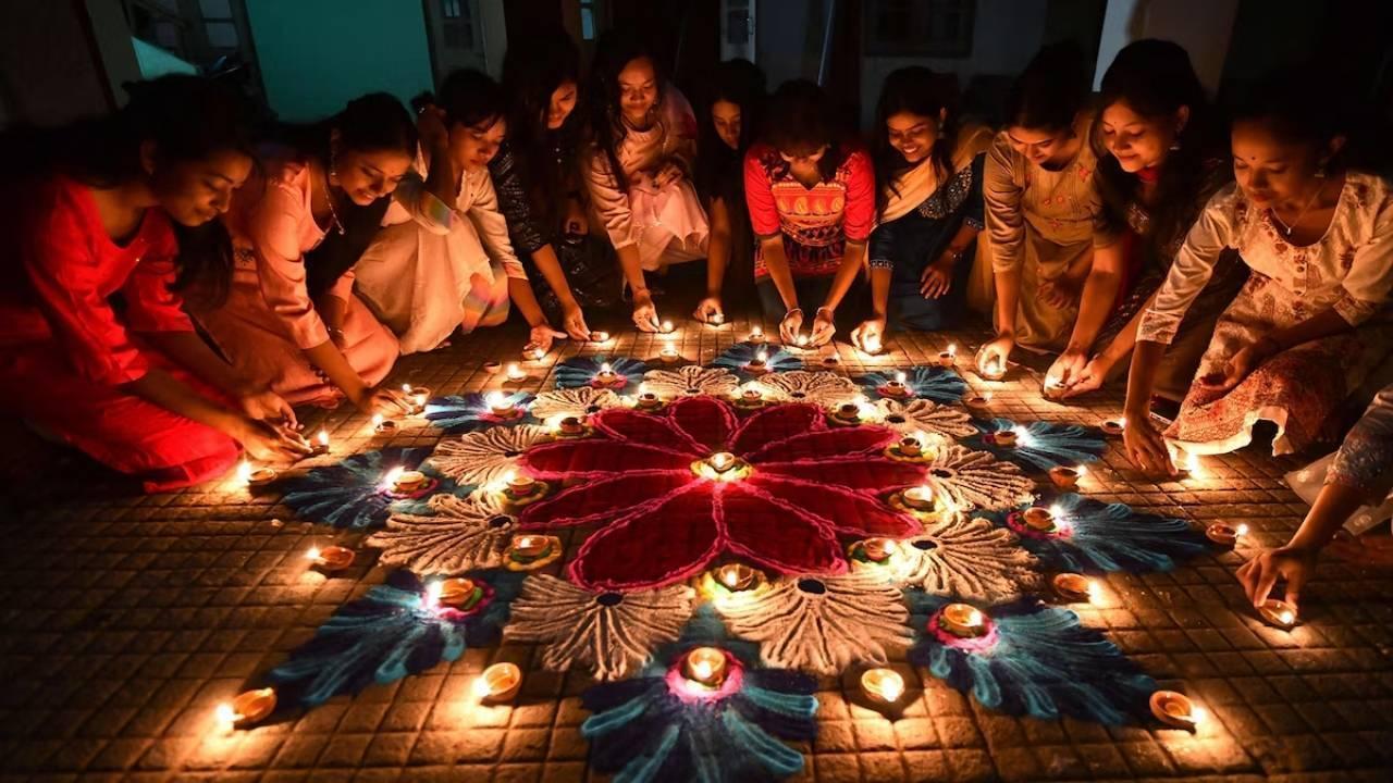Celebrating in a Connected World: Diwali and the Digital Revolution