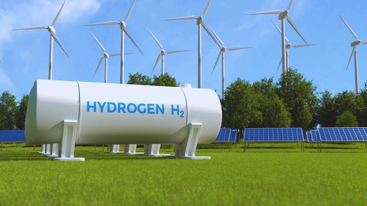 Hydrogen 2030: Will the World’s Cleanest Fuel Finally Take Off?