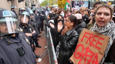 18 Swiss Police Hurt in Pro-Palestine Protest in Bern