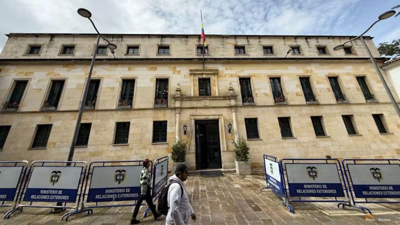 Colombia Recalls Ambassador to US After Trump’s Tariff Threat and Drug Remarks