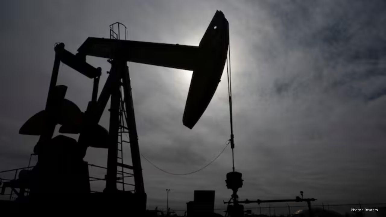 Oil Prices Rise Nearly 2% Amid Hopes for US-India Trade Deal