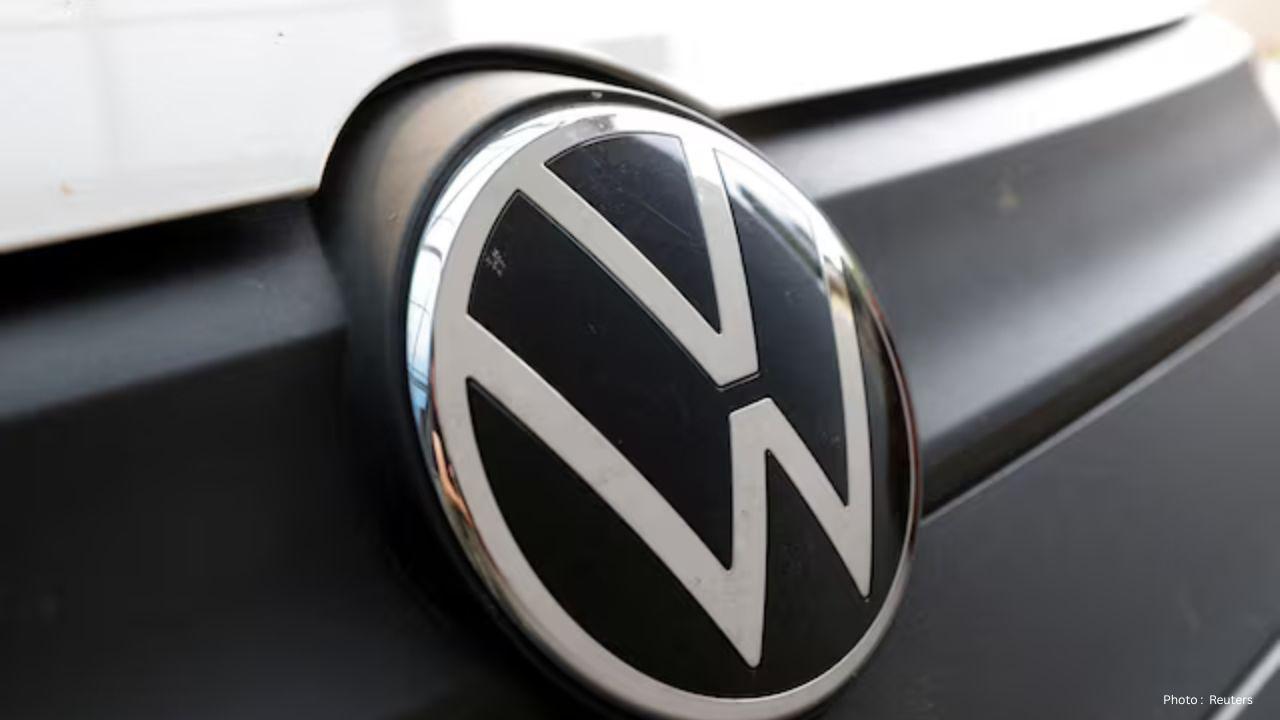 Volkswagen Warns of Possible Production Disruptions Due to Nexperia Dispute Volkswagen Warns of Possible Production Disruptions Due to Nexperia Dispute