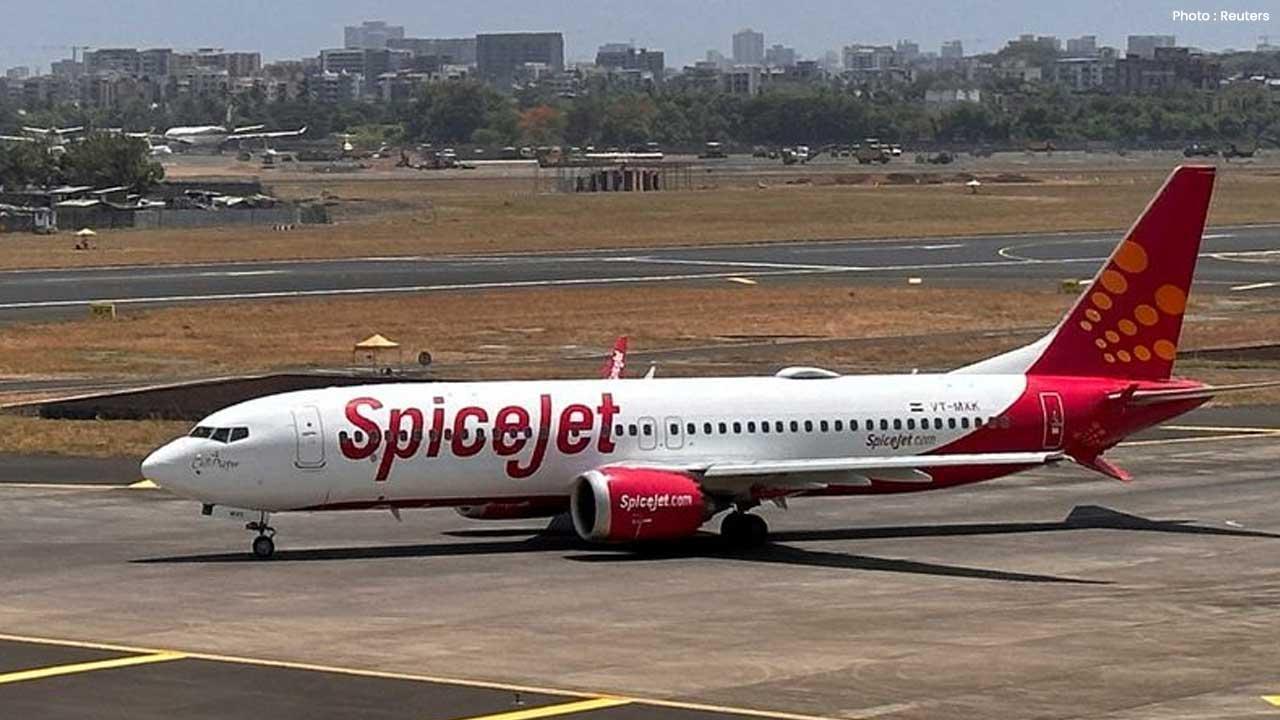 SpiceJet Flight SG 497 Returns Mid-Air Due to Technical Issue