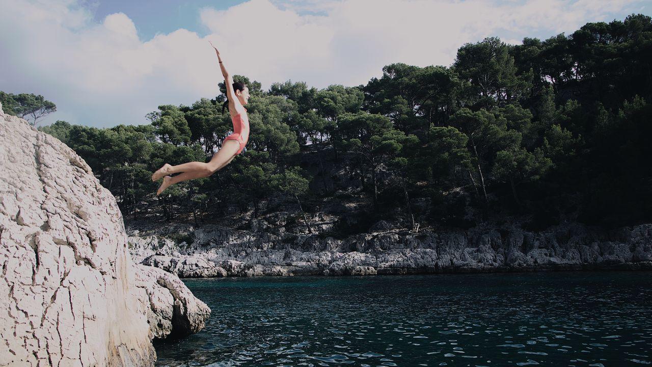 Aling Aling Waterfall: Bali’s Cliff-Diving Site and Natural Heritage