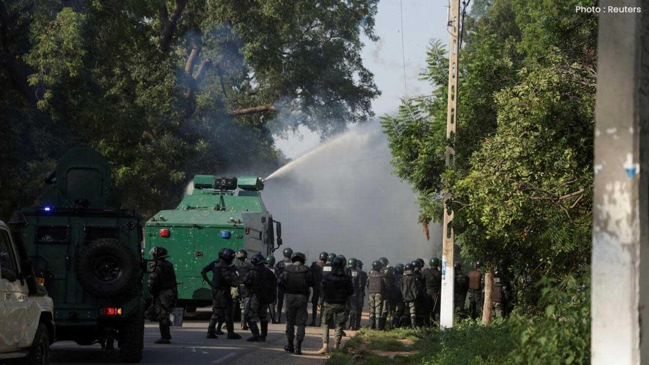 Cameroon Protests Escalate as Opposition Declares Victory Ahead of Results Cameroon Protests Escalate as Opposition Declares Victory Ahead of Results