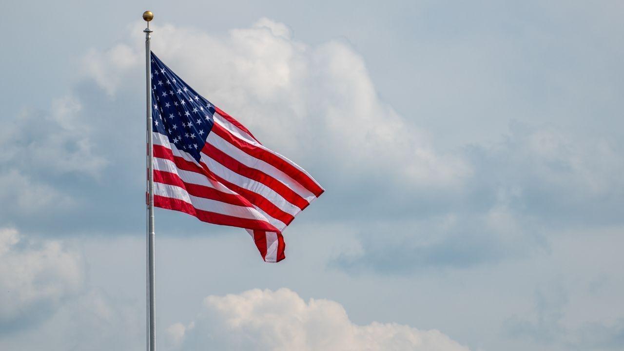 Musk Throws Weight Behind Zohran Mamdani, Raising Stakes in New York Mayoral Contest