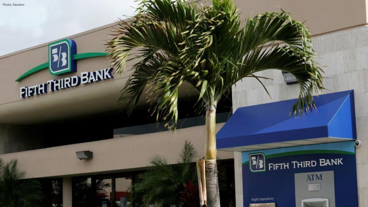 Hedge Funds Shake U.S. Banks Amid Rising M&A Surge Hedge Funds Shake U.S. Banks Amid Rising M&A Surge