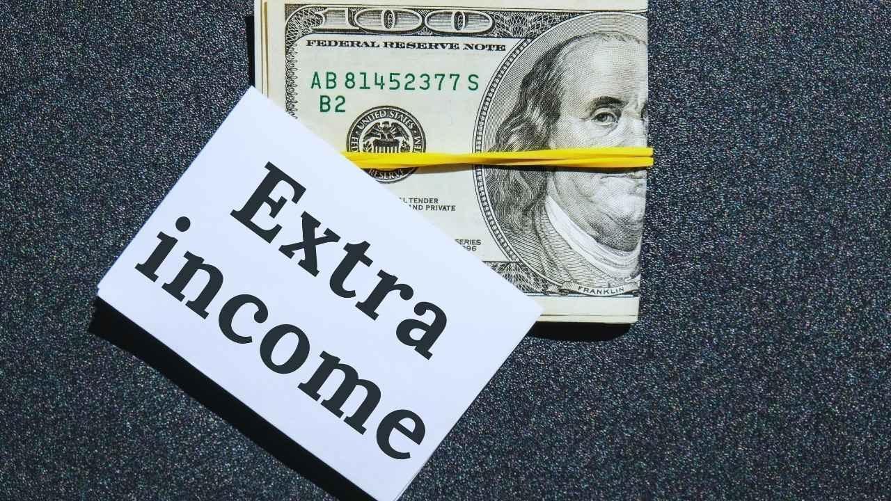 The Side-Hustle Era: Balancing Passion Projects and Full-Time Life