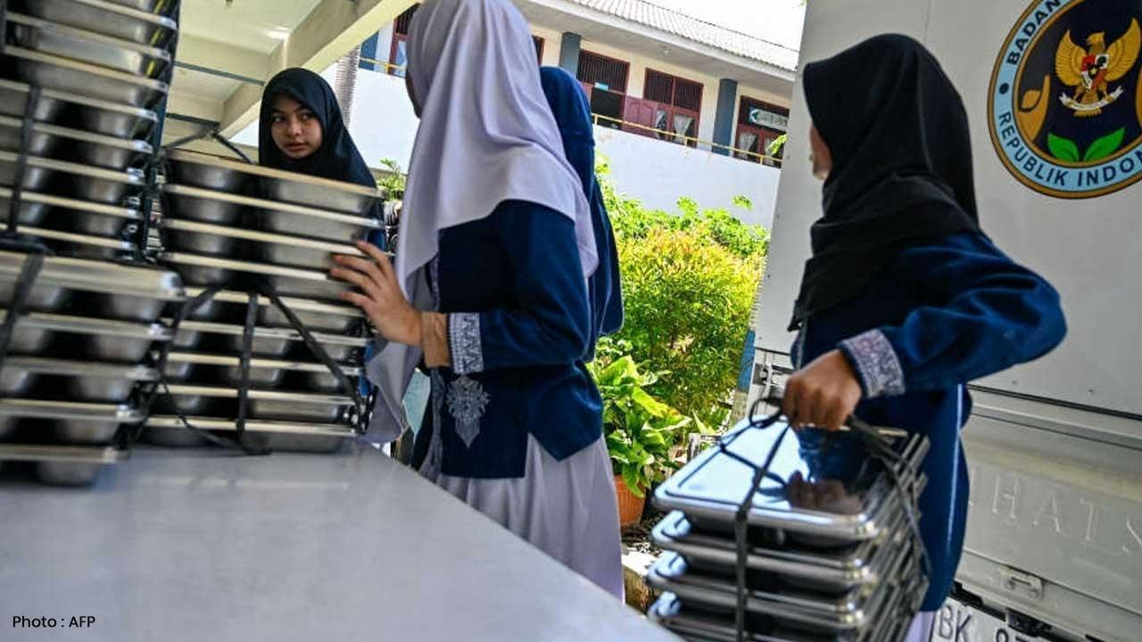 Indonesia Investigates Mass Food Poisoning in School Meal Programme