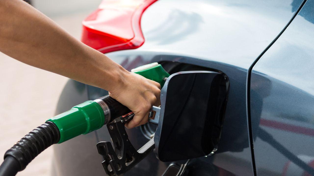 UAE Fuel Prices Drop in November 2025 Petrol & Diesel Rates UAE Fuel Prices Drop in November 2025 Petrol & Diesel Rates