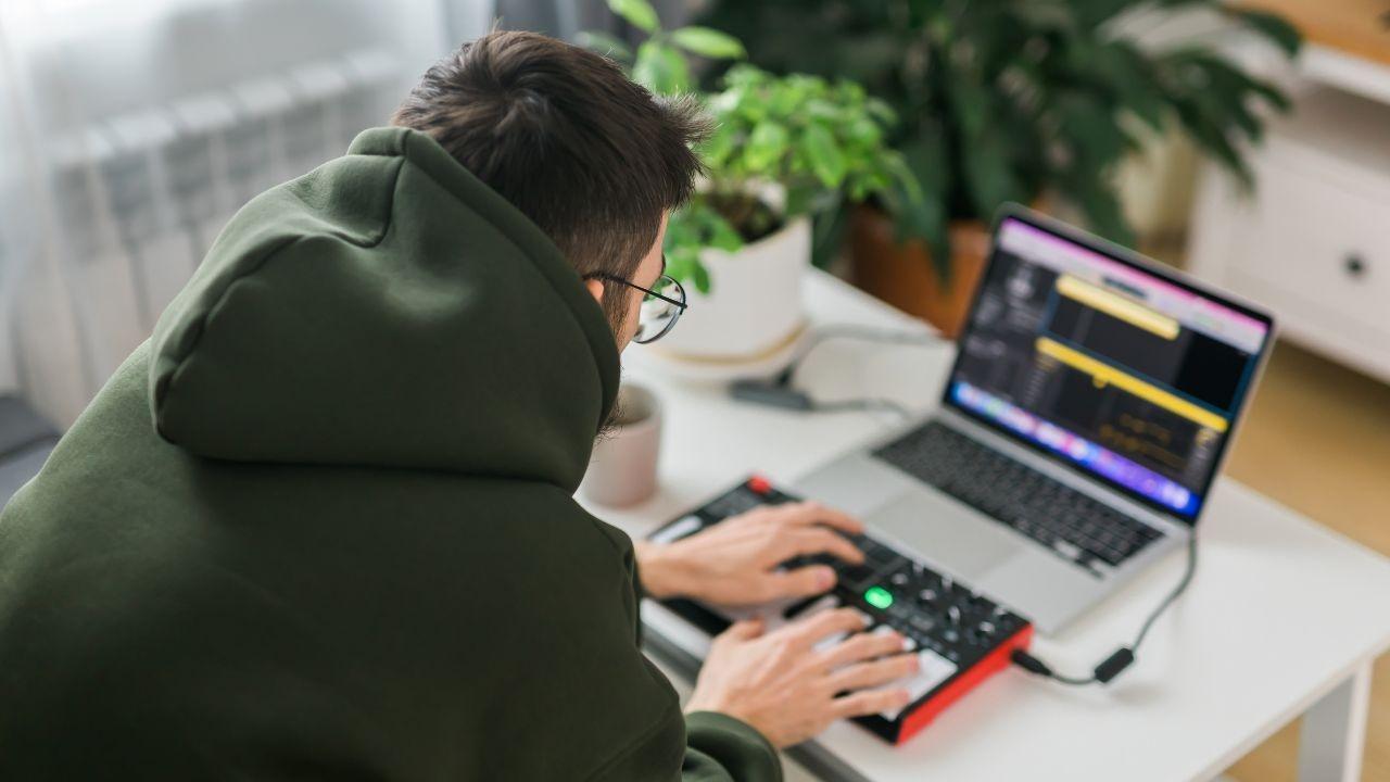 US Prosecutors Allege Cybersecurity Professionals Orchestrated Ransomware Extortion