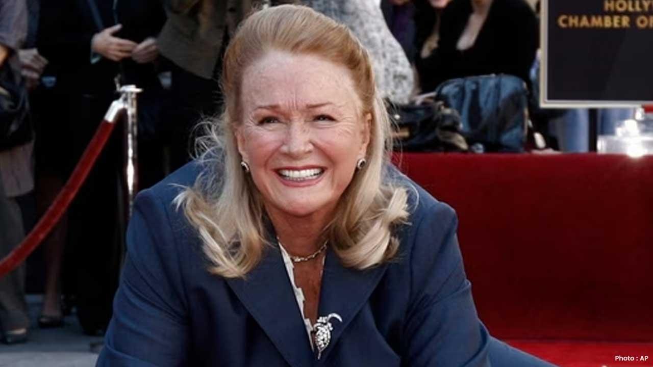 Veteran Actress Diane Ladd Dies at 89; Film Community Mourns