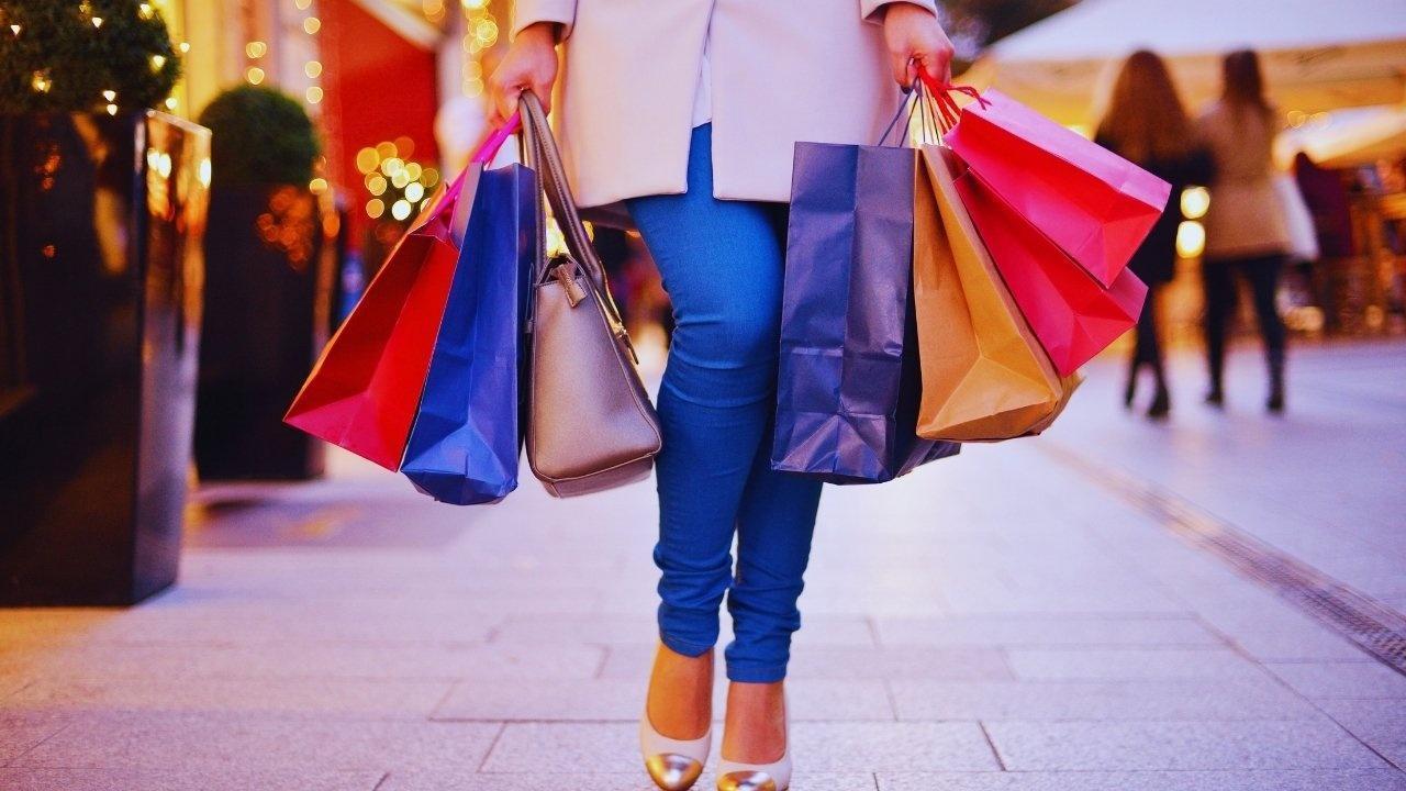 2025 Holiday Shopping: Global Turn to Comfort, Wellness and Purposeful Gifts