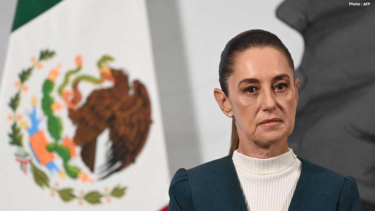 Sheinbaum Assaulted in Mexico City, Calls for Federal Harassment Law