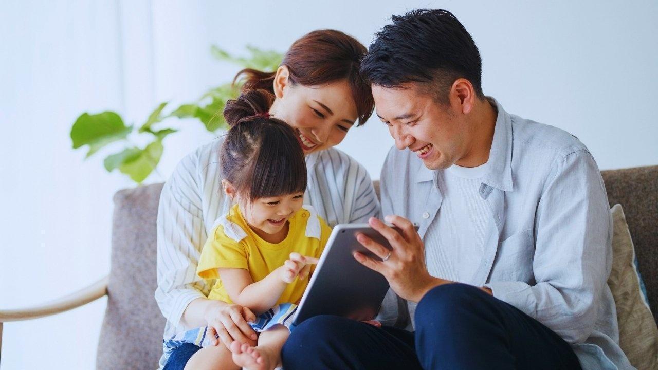 Navigating Parenting in the Age of Short Videos